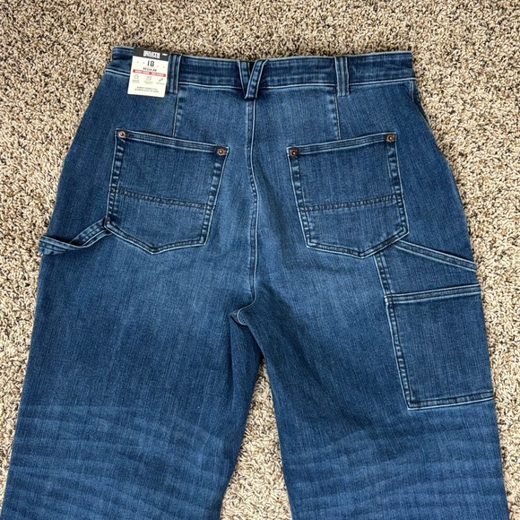 Duluth Jean 18R Blue High Rise Relaxed Womens Double Flex Denim Relaxed Leg - Picture 5 of 10